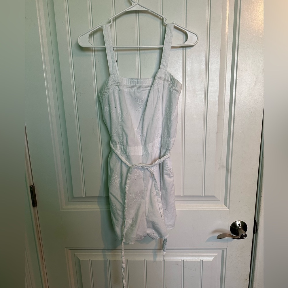 Hollis get size M romper